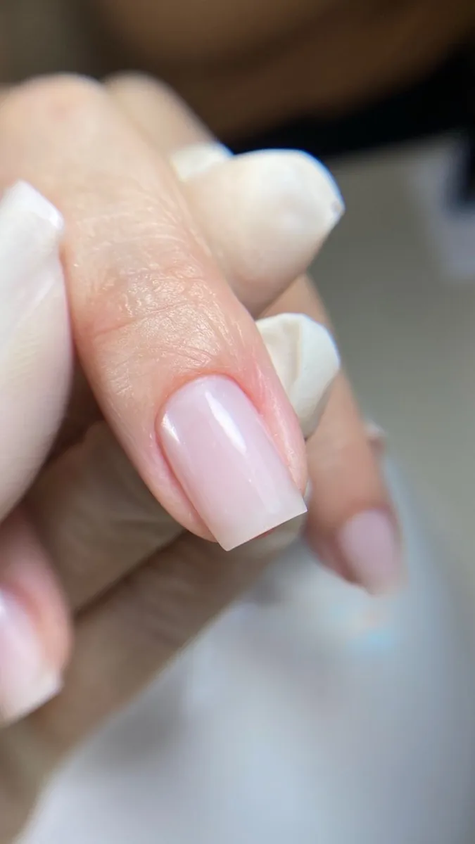 Unha nude em macro